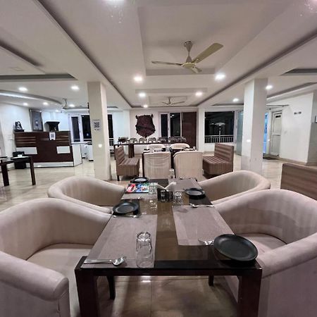 Hotel Tribe View - Away From City Hustle !! Top Rated & Most Awarded Property !! A Peaceful Stay Kasauli Luaran gambar