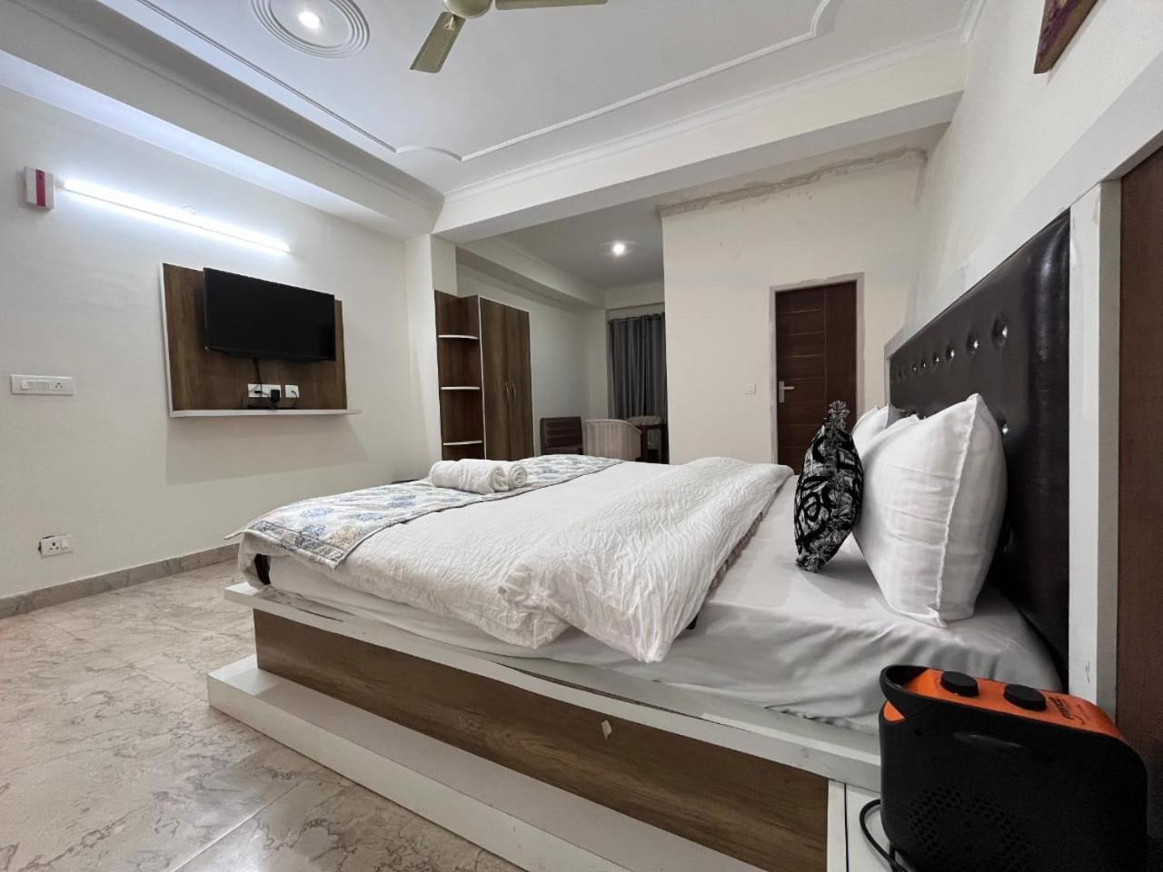 Hotel Tribe View - Away From City Hustle !! Top Rated & Most Awarded Property !! A Peaceful Stay Kasauli Luaran gambar